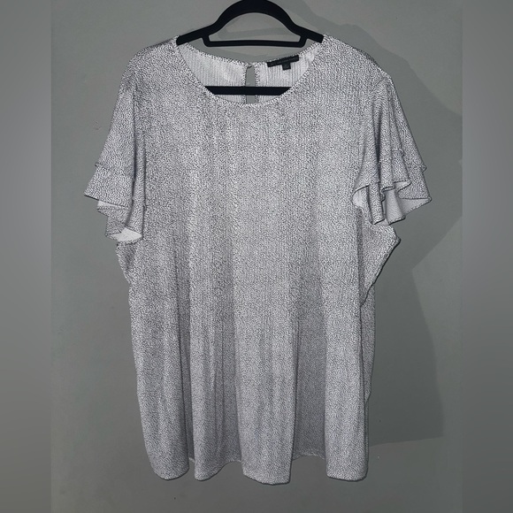Adrianna Papell Tops - Adrianna Papell Gray Ruffled Blouse Short Sleeve